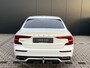 Volvo S60 2.0 B3 R-Design | Stoel en stuurwiel verwarming | Sportstoelen | Adaptieve Cruise control | BLIS | Trekhaak semi elektrisch | Apple carplay/Android auto |