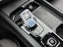 Volvo XC60 T8 Ultimate Dark | Trekhaak | 21 inch | BLIS | Pano | H&K |