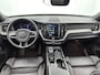 Volvo XC60 T8 Ultimate Dark | Trekhaak | 21 inch | BLIS | Pano | H&K |