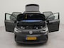 Volkswagen ID.4 Tech 77 kWh | SoH 89,6 % | Apple carplay | Glazen panorama dak | Voorstoelen verwarmd | Apple carplay | Navigatie | Achteruitrij camera | Parkeersensoren voor en achter | Wifi | Spraakbediening |