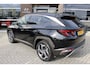 Hyundai Tucson 1.6 T-GDI PHEV Premium 4WD | DEMO DEAL: 299,- P/M! | 360 camera | Adaptive Cruise Control | Lederen bekleding | Elektrische stoel met geheugen | | Autonomous Emergency Braking | Bots waarschuwing systeem | Cruise control adaptief met Stop&Go