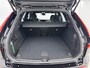 Volvo XC60 T6 Recharge Plus Dark | 19" Allseason | Sportstoelen | Trekhaak | Full LED | Elektrisch verstelbare stoelen | Panoramadak | Adaptieve cruise | BLIS | Stoel/stuur/achterbankverwarming | Parkeercamera