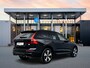 Volvo XC60 T6 Recharge Plus Dark | 19" Allseason | Sportstoelen | Trekhaak | Full LED | Elektrisch verstelbare stoelen | Panoramadak | Adaptieve cruise | BLIS | Stoel/stuur/achterbankverwarming | Parkeercamera