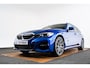 BMW 3-Serie Touring 330e High Executive M Sport- Panoramadak - Sportstoelen - Elektrisch verwarmde voorstoelen - Getinte ruiten - Ambiance verlichting - Cruise control - HiFi - Active Guard Plus -