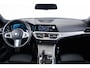 BMW 3-Serie Touring 330e High Executive M Sport- Panoramadak - Sportstoelen - Elektrisch verwarmde voorstoelen - Getinte ruiten - Ambiance verlichting - Cruise control - HiFi - Active Guard Plus -