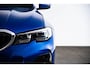 BMW 3-Serie Touring 330e High Executive M Sport- Panoramadak - Sportstoelen - Elektrisch verwarmde voorstoelen - Getinte ruiten - Ambiance verlichting - Cruise control - HiFi - Active Guard Plus -