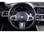 BMW 3-Serie Touring 330e High Executive M Sport- Panoramadak - Sportstoelen - Elektrisch verwarmde voorstoelen - Getinte ruiten - Ambiance verlichting - Cruise control - HiFi - Active Guard Plus -