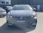 Volkswagen Arteon Shooting Brake 1.4 TSI eHybrid R-Line BINNEN + BUITEN PANO| NAPPALEDER SPORTSTOELEN| ELEK. STOEL MET MEMORY| ELEK. ACHTERKLEP| ACHTERBANK VERWARMD| CAMERA| STOELVERWARMING| CARPLAY| DODE HOEK SENSOR