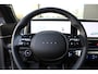 Hyundai Ioniq 6 Lounge 77.4 kWh | Leder | 360 camera | Elektrische voorstoelen met geheugenfunctie | Headup Display | V2L | | Achterstoelen verwarmd | Achteruitrij assistent | Achteruitrijcamera