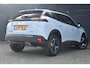 Peugeot 2008 1.2 Hybrid 136 Allure Automaat | Navigatie by App | Full-LED | Parkeersensoren | Cruise Control | Dakrails | Half-Leder | !!