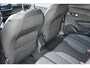 Peugeot 2008 1.2 Hybrid 136 Allure Automaat | Navigatie by App | Full-LED | Parkeersensoren | Cruise Control | Dakrails | Half-Leder | !!