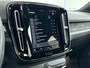 Volvo XC40 Recharge Core 70 kWh | 19" Allseason | Trekhaak | Stoel/stuurverwarming | Warmtepomp | Parkeerverwarming | Parkeercamera | Parkeersensoren V+A | Google Navigatie |