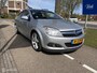 Opel Astra TwinTop 1.6 111 Edition | Leer | Hardtop Cabrio | APK Nieuw | Parkeersensoren | Stoelverwarming