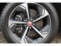 Jaguar E-Pace 1.5 P300e 309PK AWD R-DYNAMIC SE Panodak | HiFi | | Navi | 360 Camera | Leer | Voorruitverw. | Memory | Led | Cruise | 19 Inch Lm |