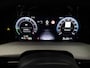 Volkswagen Golf 1.5 eHybrid Life Edition 204 pk Automaat (DSG) | Verlengde garantie | Navigatie via App | Panoramadak | Parkeersensoren (Park assist) | Achteruitrijcamera |