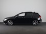 Volkswagen Golf 1.5 eHybrid Life Edition 204 pk Automaat (DSG) | Verlengde garantie | Navigatie via App | Panoramadak | Parkeersensoren (Park assist) | Achteruitrijcamera |