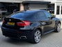 BMW X6 M XDrive 50i 408 PK High Executive NIEUWSTAAT MEMORY SOFT CLOSE APPLE CARPLAY CAMERA LEER