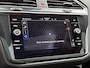 Volkswagen Tiguan 1.4 TSI eHybrid R-Line Business+ | PANO-SCHUIFDAK | STOEL-STUURWIELVERWARMING | NAVIGATIE | KLIMAATREGELING | IQ LIGHT