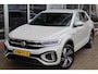 Volkswagen T-Roc 1.5TSI 150PK AUTOMAAT R-LINE Navi Carplay | Adapt.Cruise | Electr.Klep | Camera | Keyless | Stoel/stuurverw. | IQ Light |