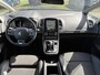 Renault Scenic 1.2 TCe Intens Keurige Auto, Navigatie, Massage best. stoel, Stoelverwarming, Licht metaal 18' / All Seasons banden, Trekhaak, zonneschermen achterin, Ideale vakantie Auto!!