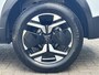 Peugeot 2008 1.2 100pk Allure | Climate control | Parkeersensoren | AppleCarPlay/Android | 17'' LM velgen