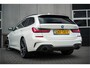 BMW 3-Serie Touring 330e 293 pk High Executive M-Sportpakket / Pano-Dak/ Laser/ Adap.Cruise/ Keyless/ Camera/ Sport-Stoelen/ Stoel.Verw/ Stuur-Verw/ 19'' LMV