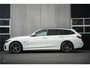 BMW 3-Serie Touring 330e 293 pk High Executive M-Sportpakket / Pano-Dak/ Laser/ Adap.Cruise/ Keyless/ Camera/ Sport-Stoelen/ Stoel.Verw/ Stuur-Verw/ 19'' LMV