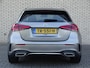 Mercedes-Benz A-klasse A 200 Business Solution AMG Automaat | Smartphone integratie | Achteruitrijcamera | Spoorassistent | Stoelverwarming | Spiegelpakket