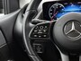 Mercedes-Benz B-klasse 180 Business Solution Trekhaak | Ledkoplampen | Stoelverwarming | Licht- en zicht pakket | Parkeerpakket met achteruitrijcamera. Inclusief 24 maanden Mercedes-Benz Certified garantie voor Europa.