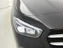 Mercedes-Benz B-klasse 180 Business Solution Trekhaak | Ledkoplampen | Stoelverwarming | Licht- en zicht pakket | Parkeerpakket met achteruitrijcamera. Inclusief 24 maanden Mercedes-Benz Certified garantie voor Europa.