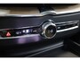 Volvo XC60 T6 350PK AWD Ultra Dark | Executive | Luchtvering | B&W | 21" | Massage | HUD