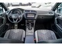 Volkswagen Tiguan 1.5 TSI R-line | FACELIFT Model 2021 | IQ Light | Stuurwielverwarming | 360 Camera| Achterbankverwarming |