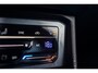 Volkswagen Tiguan 1.5 TSI R-line | FACELIFT Model 2021 | IQ Light | Stuurwielverwarming | 360 Camera| Achterbankverwarming |