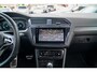 Volkswagen Tiguan 1.5 TSI R-line | FACELIFT Model 2021 | IQ Light | Stuurwielverwarming | 360 Camera| Achterbankverwarming |