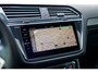 Volkswagen Tiguan 1.5 TSI R-line | FACELIFT Model 2021 | IQ Light | Stuurwielverwarming | 360 Camera| Achterbankverwarming |