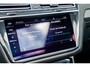 Volkswagen Tiguan 1.5 TSI R-line | FACELIFT Model 2021 | IQ Light | Stuurwielverwarming | 360 Camera| Achterbankverwarming |