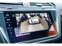 Volkswagen Tiguan 1.5 TSI R-line | FACELIFT Model 2021 | IQ Light | Stuurwielverwarming | 360 Camera| Achterbankverwarming |