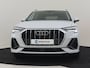 Audi Q3 45 TFSI e S edition | Camera achter | Elektr Stoelen incl Lederen bekleding | Dodehoekdetectie | Park assist | Navigatie | Bestuurdersstoel met memory | 18"LMV