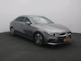 Mercedes-Benz A-klasse 180 Business Solution Ledkoplampen | Stoelverwarming | Parkeerpakket met achteruitrijcamera | Sfeerverlichting. Inclusief 24 maanden Mercedes-Benz Certified garantie voor Europa.