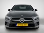 Mercedes-Benz A-klasse 180 Business Solution Ledkoplampen | Stoelverwarming | Parkeerpakket met achteruitrijcamera | Sfeerverlichting | Trekhaak | Inclusief 24 maanden Mercedes-Benz Certified garantie voor Europa.