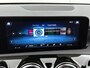 Mercedes-Benz A-klasse 180 Business Solution Ledkoplampen | Stoelverwarming | Parkeerpakket met achteruitrijcamera | Sfeerverlichting | Trekhaak | Inclusief 24 maanden Mercedes-Benz Certified garantie voor Europa.