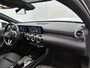 Mercedes-Benz A-klasse 180 Business Solution Ledkoplampen | Stoelverwarming | Parkeerpakket met achteruitrijcamera | Sfeerverlichting | Trekhaak | Inclusief 24 maanden Mercedes-Benz Certified garantie voor Europa.