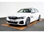 BMW 3-Serie 330e M Sport - schuif/kanteldak - Head up - Elektrisch verwarmde/verstelbare stoelen - Hifi - Comfort Access - Cruise control - Active Guard Plus - Driving Assistant - Sportstoelen -