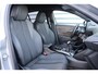 Peugeot 208 1.2 100PK GT PACK | Camera Voor + Achter | Sfeerverlichting | Keyless | Apple Carplay / Android Auto | Achterbank in delen neerklapbaar | Achterspoiler | Achteruitrijcamera