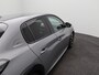 Peugeot 208 1.2 Hybrid 145 e-DCS6 GT | Achterbank in delen neerklapbaar | Achterruitverwarming | Achterspoiler