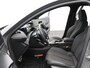 Peugeot 208 1.2 Hybrid 145 e-DCS6 GT | Achterbank in delen neerklapbaar | Achterruitverwarming | Achterspoiler