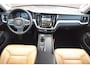Volvo V60 B3 177PK Essential Black Edition | Leder | Getint Glas | 18'' | Climate |