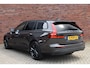Volvo V60 B3 177PK Essential Black Edition | Leder | Getint Glas | 18'' | Climate |