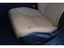 Volvo V60 B3 177PK Essential Black Edition | Leder | Getint Glas | 18'' | Climate |