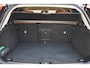 Volvo V60 B3 177PK Essential Black Edition | Leder | Getint Glas | 18'' | Climate |